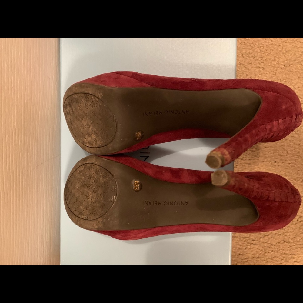 Heels - Picture 6 of 8